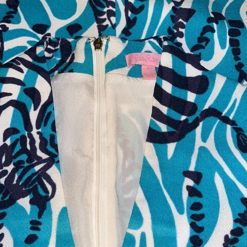 Lilly Pulitzer Devina Dress in Bright Blue I'm Game Small Zebra Print Size 0 - Picture 2 of 2